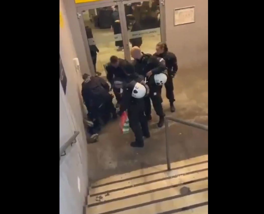 Video: German police beating a Celtic fan for waving Palestinian flag in Champions League
