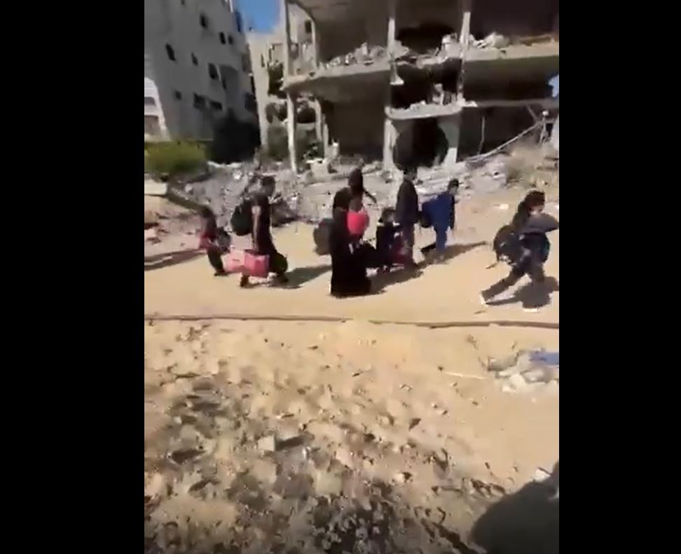 Video: Palestinians in Beit Lahiya in N Gaza forcibly displaced due ongoing Israeli bombardment and siege