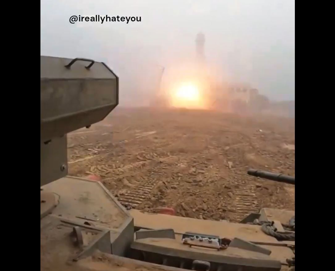 Video: Israeli evil soldiers laugh and cheer while blowing up a mosque in Gaza