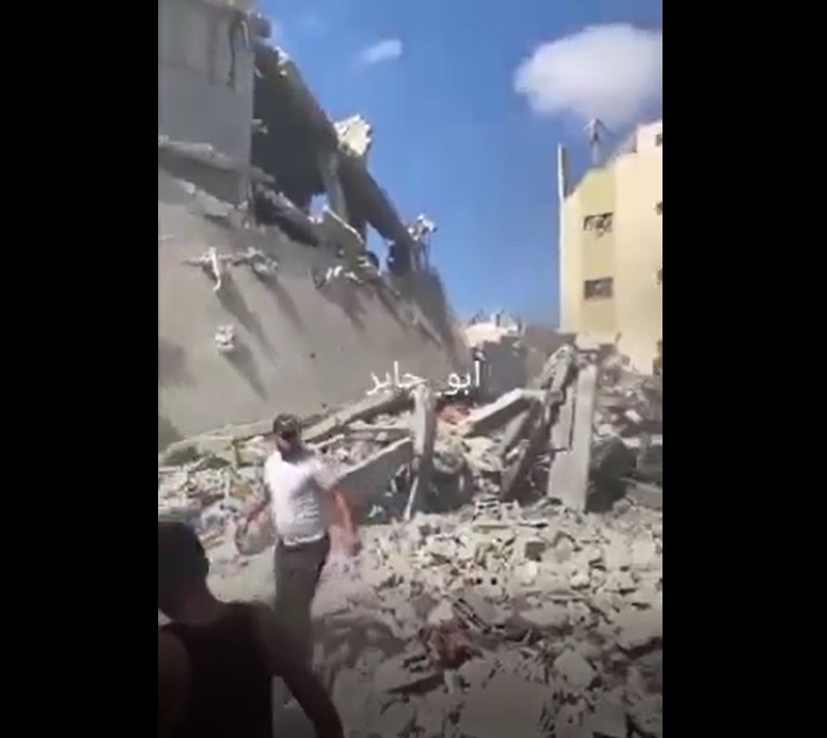 Video: Aftermath of Israeli bombardment in residential building in Al-Bureij, central Gaza 