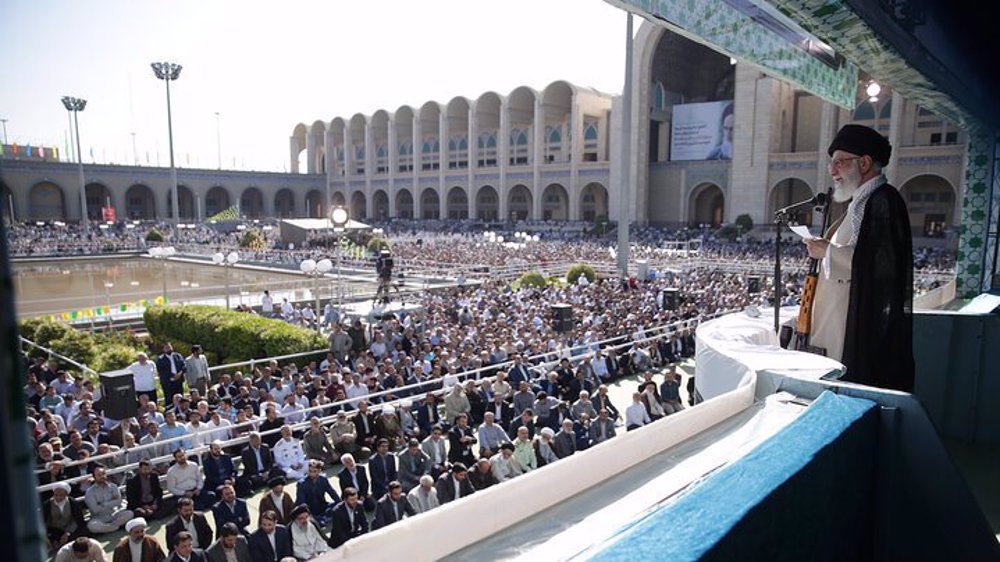  Imam Khamenei urges Arab Nations to confront Zionist regime as root cause of conflict