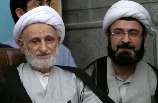 Ayatollah Bahjat’s conduct towards family