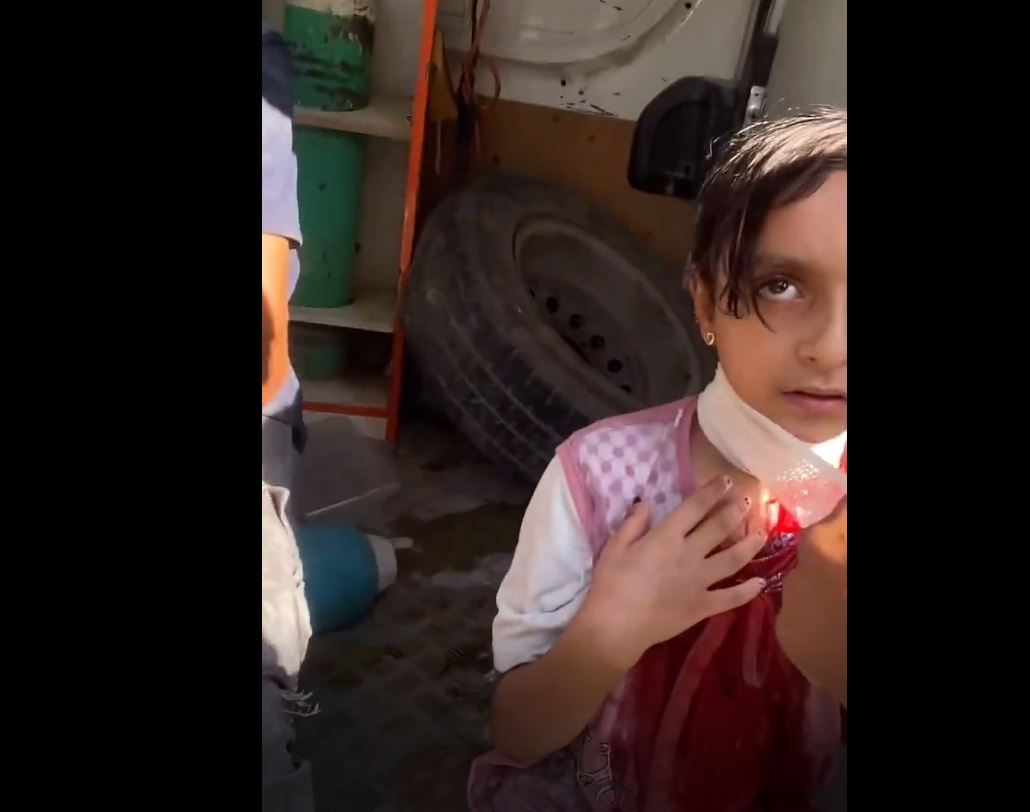 Video: Israeli occupation forces open fire on civilians while forcibly displaced from northern Gaza 