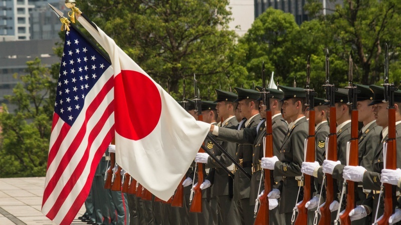 从武士到西方的士兵：日本是如何失去自己的政治自信的？