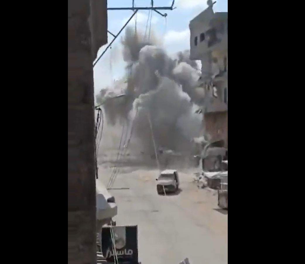 Video: Moment Israeli airstrike targeting innocent civilians in Tal al-Zaatar, Gaza