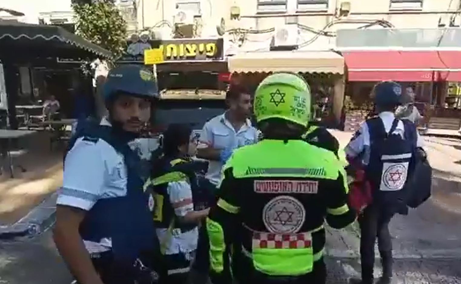 +3 Videos: A qualitative stabbing operation in three different places in north Tel Aviv / 6 injured 1 killed