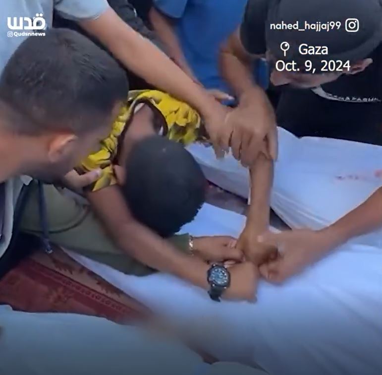 Video: Palestinian boy bitterly cries for his father martyred in Israeli airstrike in Nuseirat, central Gaza 