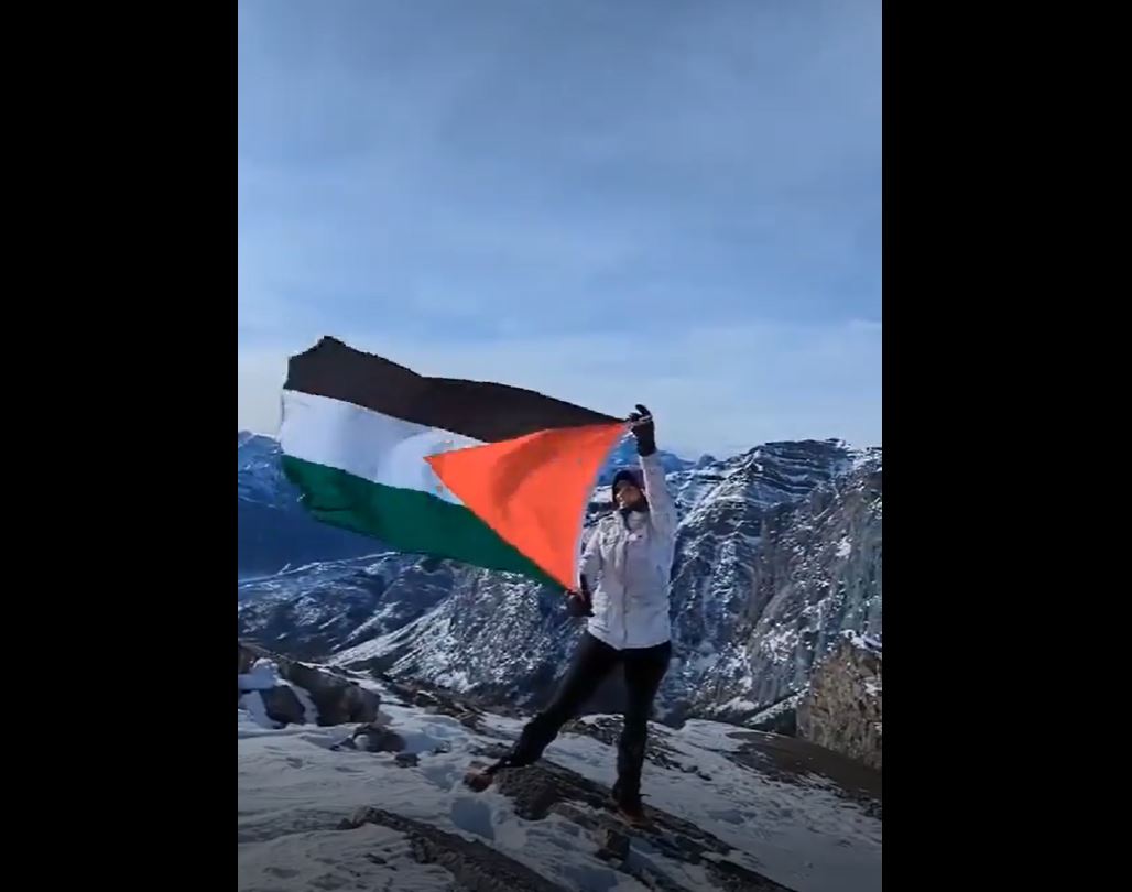 Video: A pro-Palestine climber waved Palestinian flag atop mountain peaks of Canada
