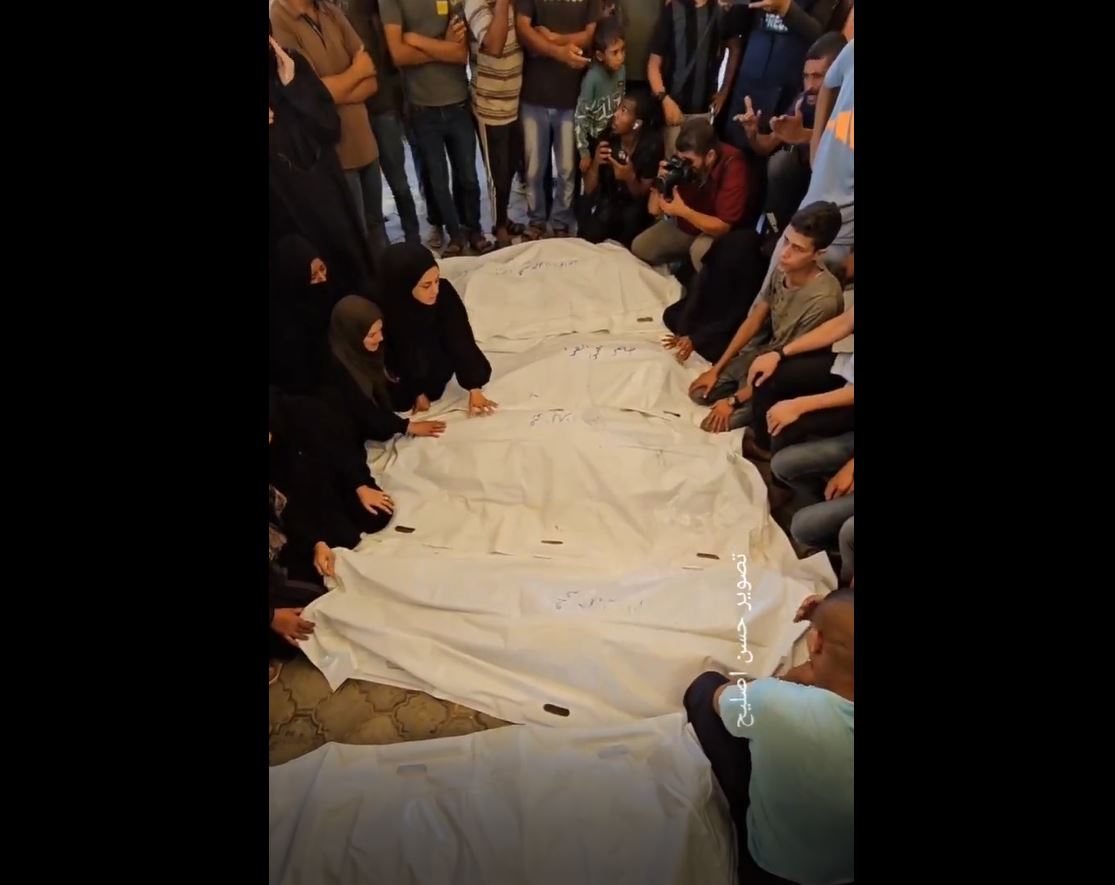 Video: Grieving Palestinians mourn 11 victims killed in a horrific Israeli massacre in Khuza'a, southern Gaza