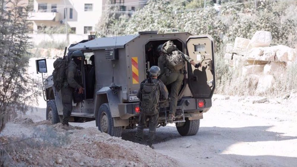 Israeli forces shoot dead 2 Palestinians in West Bank