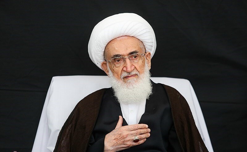 پیام تسلیت آیت‌الله نوری همدانی در پی درگذشت آیت‌الله «محفوظی»