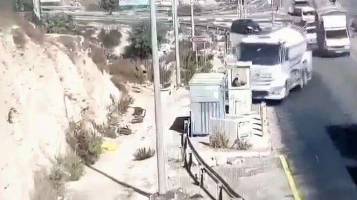 Hamas: Ramming attack at Beit El checkpoint is natural response to Israeli brutal crimes