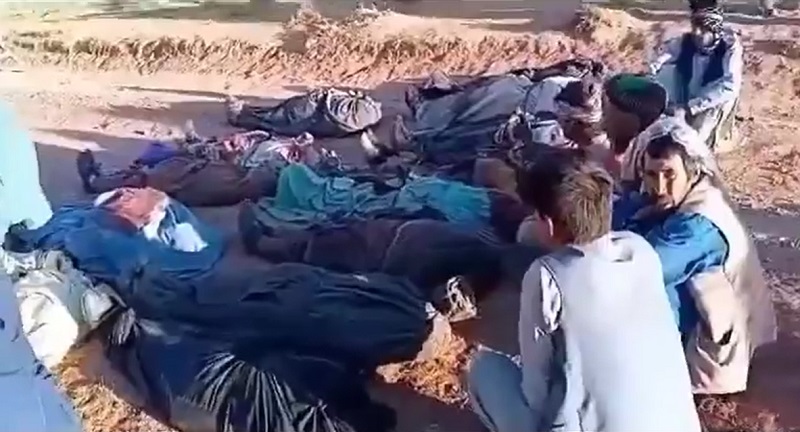 ویڈیو | دہشت گرد تکفیری ٹولے "داعش" کے ہاتھوں افغانستان کے 14 شیعہ باشندوں کے مقام شہادت کی تصاویر
