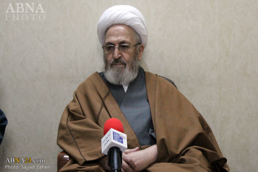 آیت‌الله سبحانی: طلاب حوزه علمیه باید برای تبلیغ دین به مناطق مختلف اعزام شوند