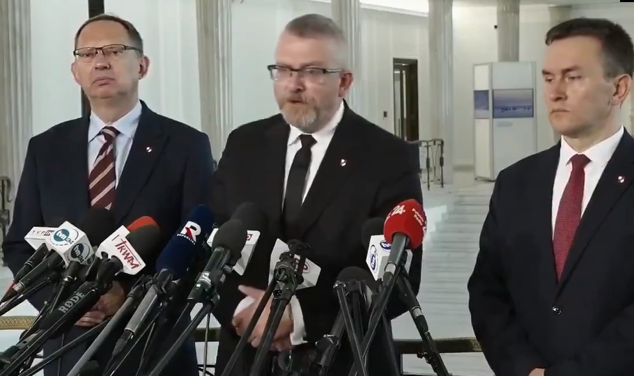 Video Endamê Parlamentoya Ewropayê: Anthony Blinken Rabe biça!
