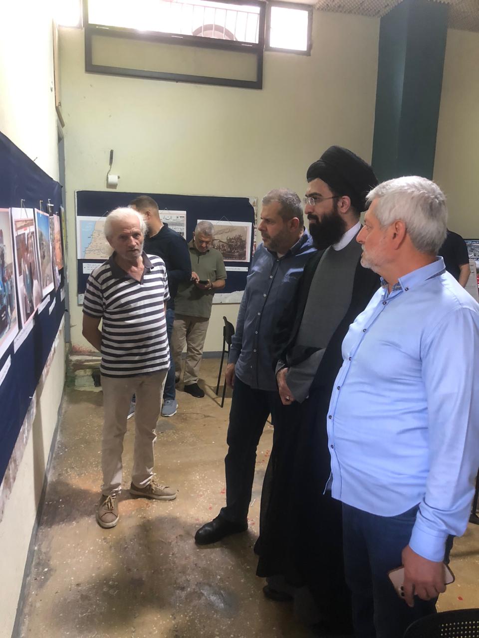المستشار الثقافي الإيراني بلبنان يزور بمعية وفد حزب الله معرض منتدى السبعين بصيدا+(صور)