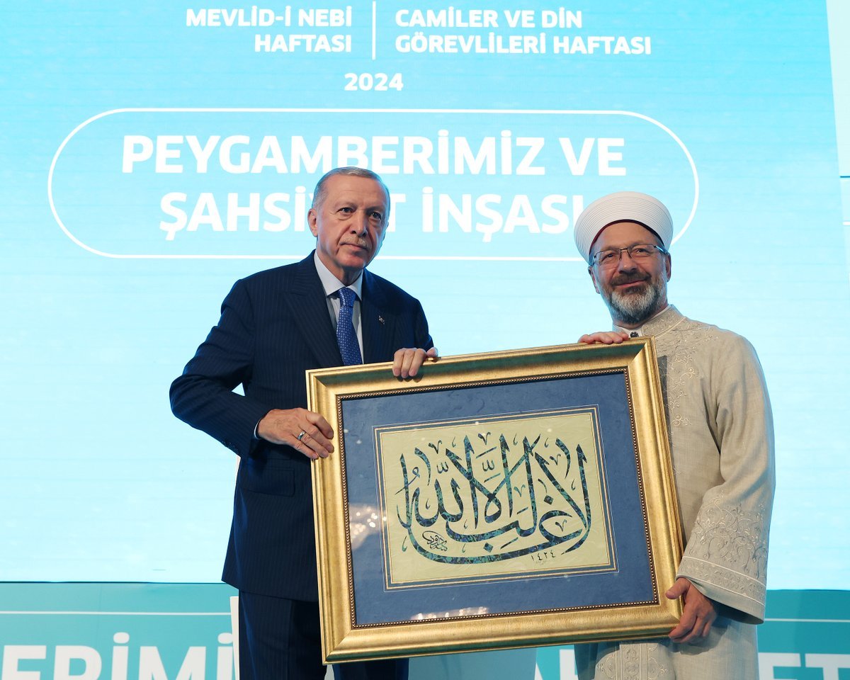 أردوغان يرد على الأصوات يسارية: النبي محمد هو أسوتنا الوحيدة 