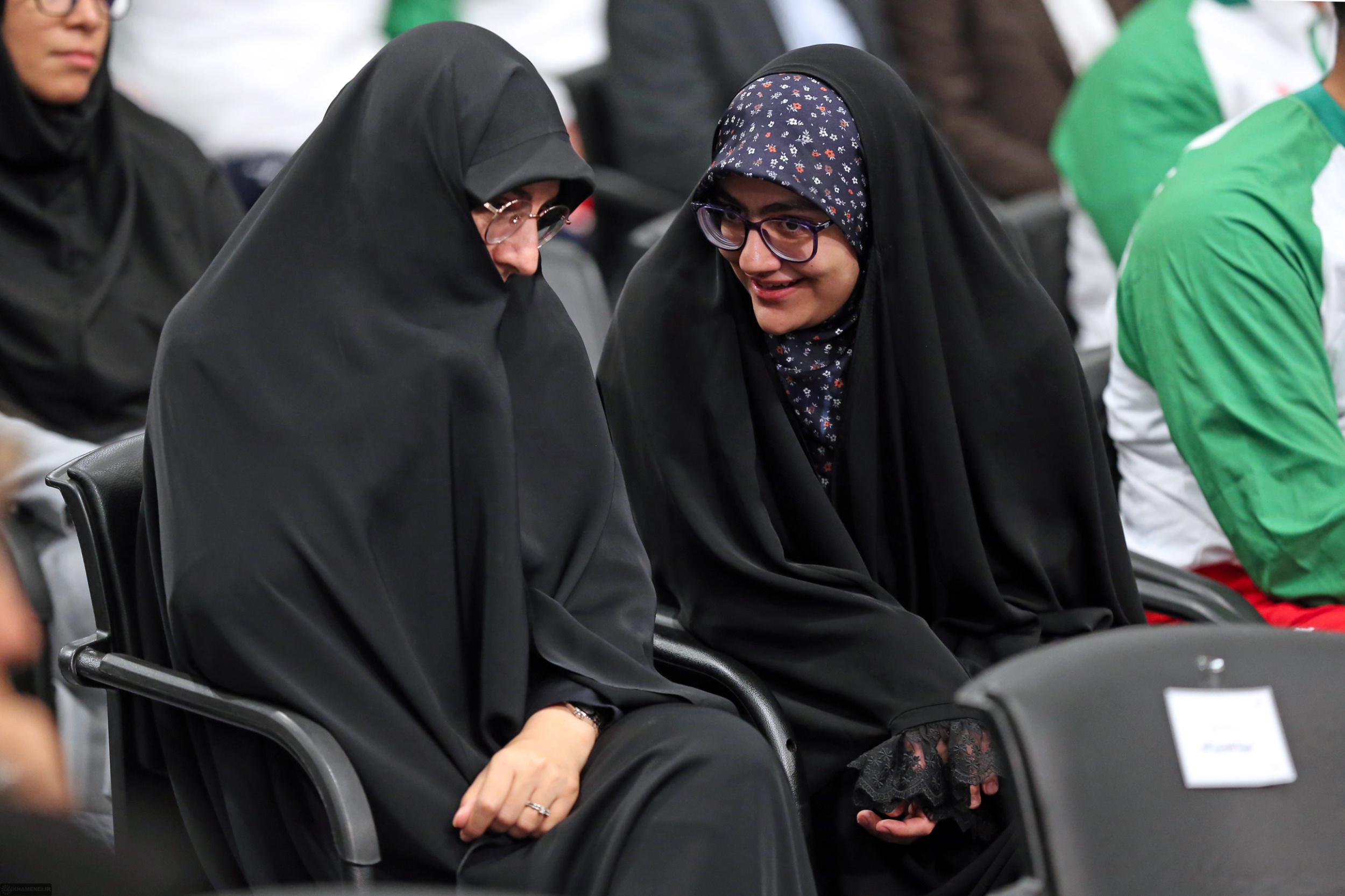 Photos: Imam Khamenei meets with members of Iranian delegations in 2024 Paris Olympic and Paralympic Games