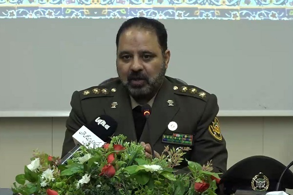 إقامة مسابقة قرآنية خاصة بالقوات المسلحة الإيرانية ومشاركة 800 شخص 
