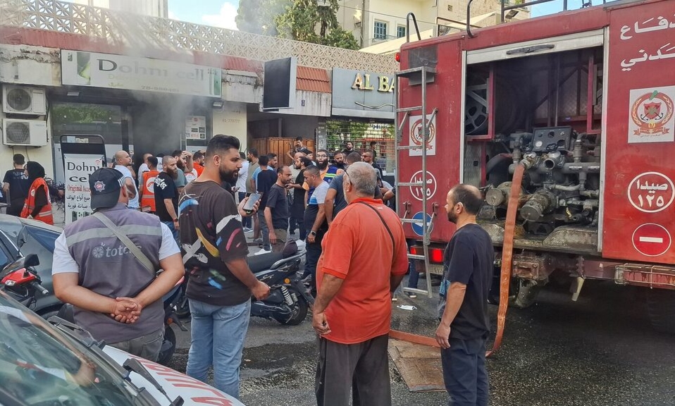 شهداء ومئات الجرحى في انفجارات مماثلة لأجهزة اتصال لاسلكية بعدد مناطق لبنانية