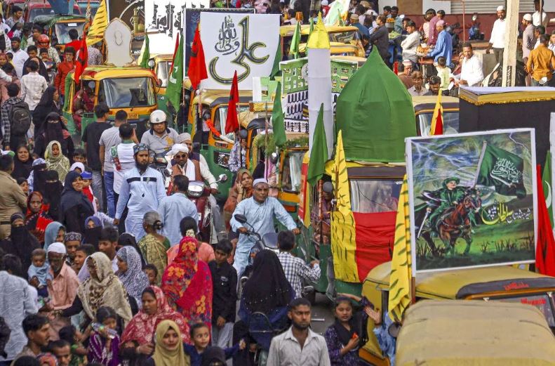 फिलिस्तीन का झंडा थामना अपराध नहीं, भाजपा बना रही है मुद्दा