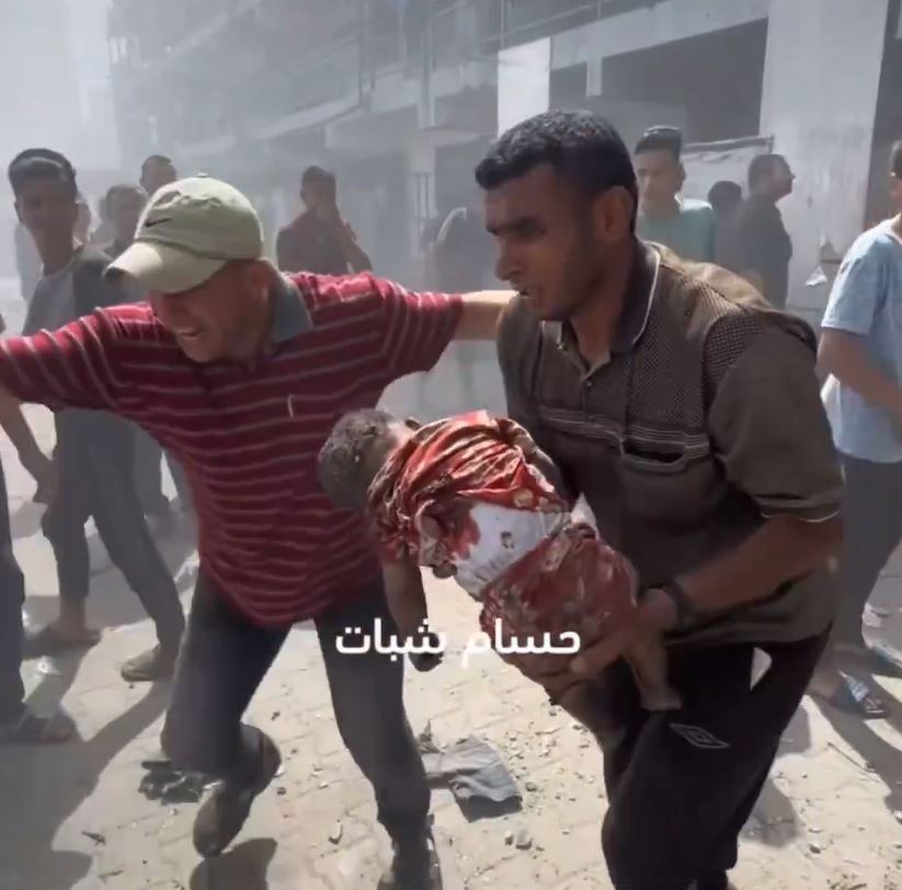 Video very sensitive: Israeli attack another Gaza school today; Dismembered bodies of children 