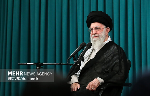 سەرەخۆشی ڕێبەری ئێران بۆ ڕووداوی تەقینەوەی کانگای تەبەس