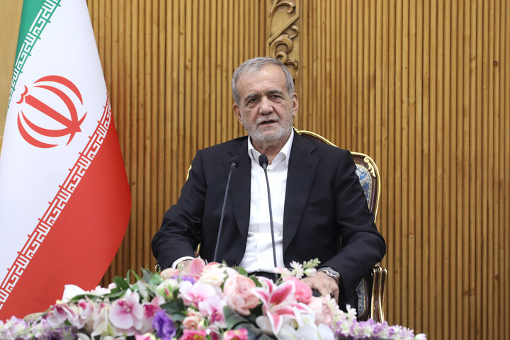 دەنگی مافخوازی خەڵکی ئێران بە گوێی جیهان دەگەیێنین