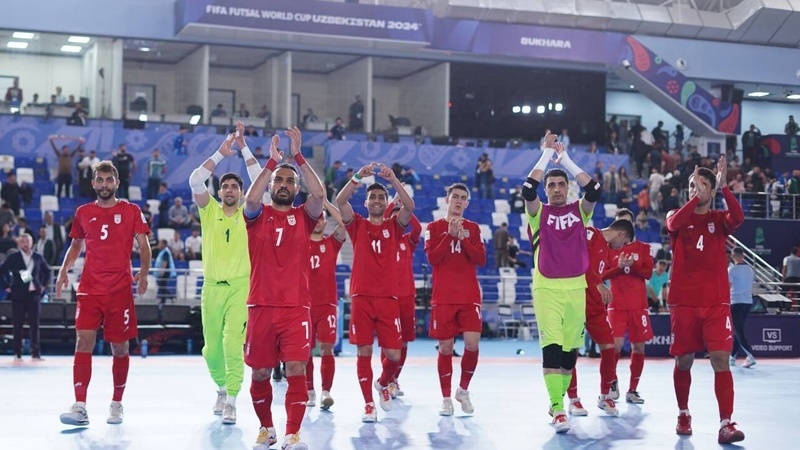 İran, Fransa'yı mağlup ederek grubunu lider tamamladı ve Futsal Dünya Kupası'nın son 16 turuna yükseldi