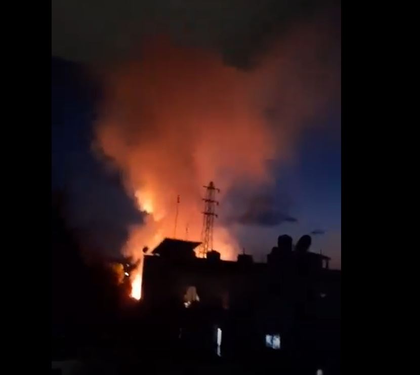 Videos: 5 Israeli airstrikes right now on Al Bekaa, South Lebanon