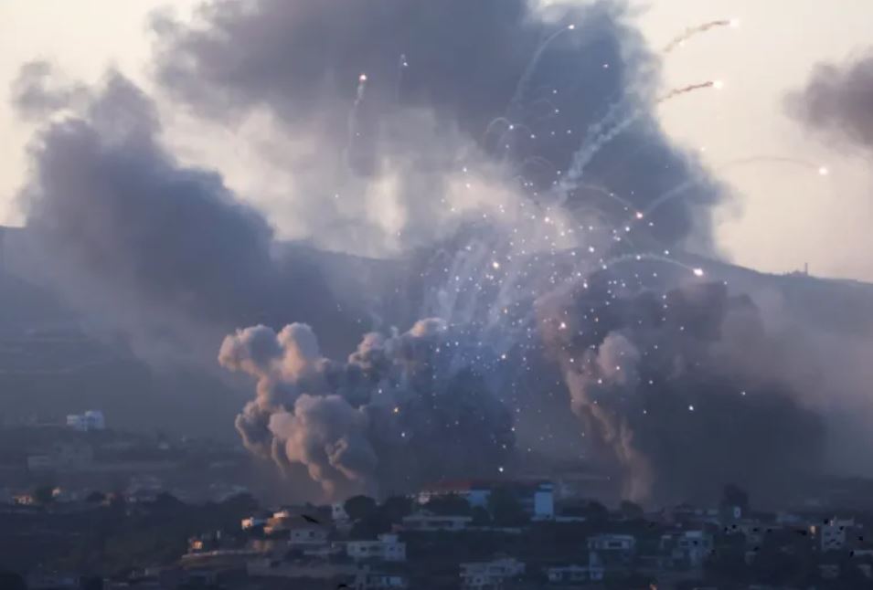Tinatarget ng mga Israeli opensibng pambobomba ang Lebanon ng 120 airstrikes