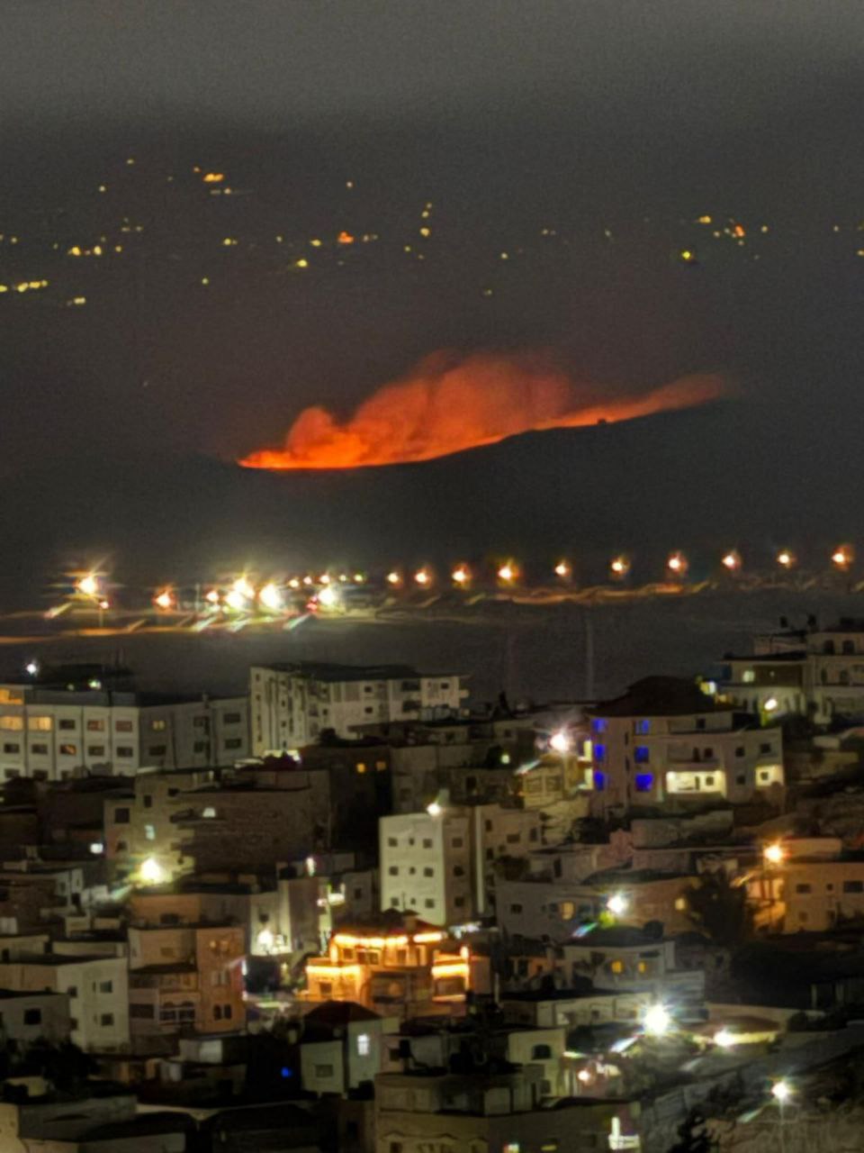 +3 Videos: Moment a rocket launched from Lebanon hit near Anatot camp in East Al-Quds