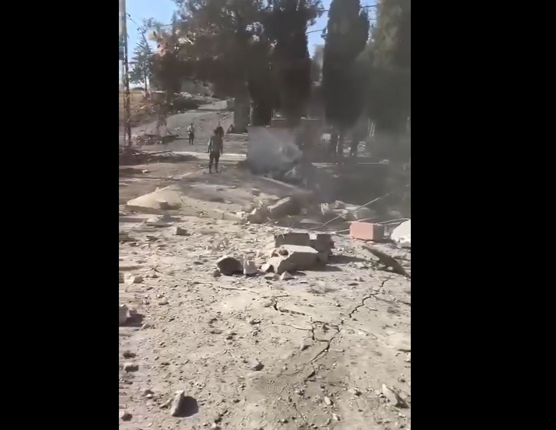 Video: Rescue teams working to remove rubble, excavate casualties in Israeli bombardment of buildings in Chmistar, Lebanon