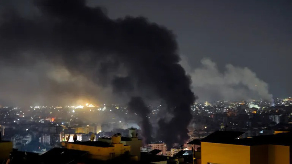 Itianggihan ng mga Hezbollah ang pag-angkin ng Israeli ng mga gusali at tahanan na ito ay imbakan ng mga armas ng Hezbollah + video