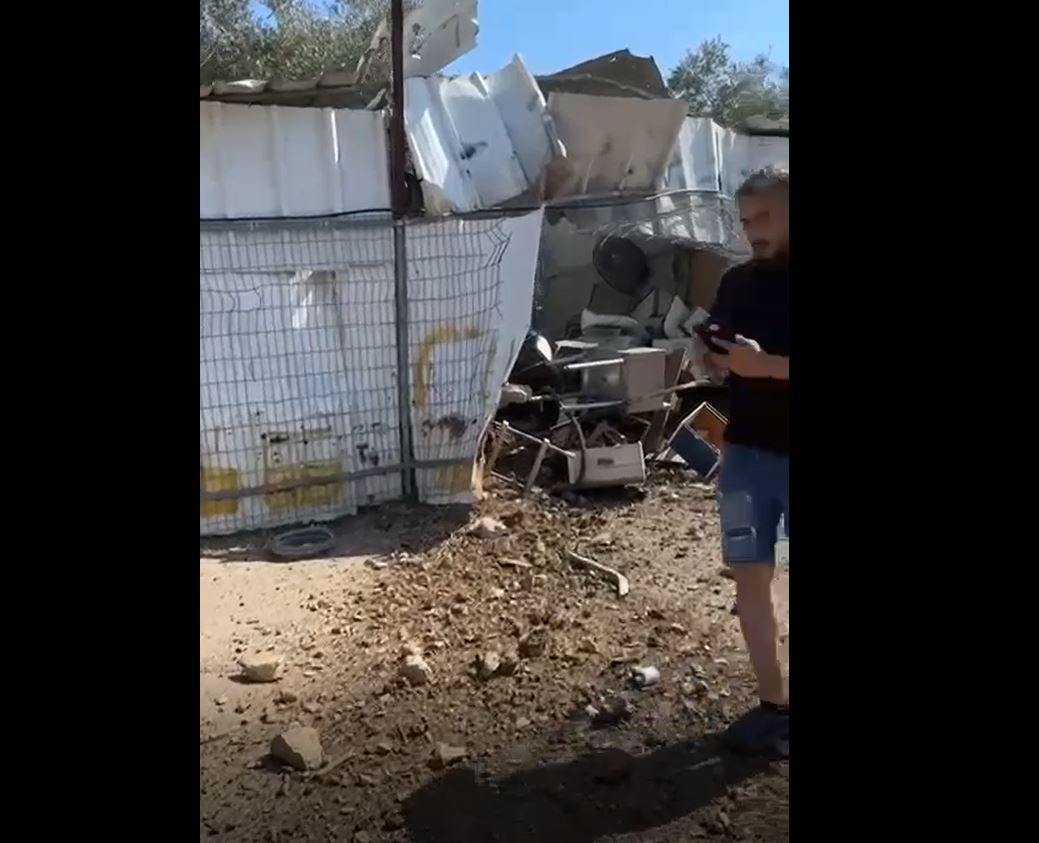 Video: Damage to a building in Maalot-Tarshiha, as a result of a rocket launched from Lebanon