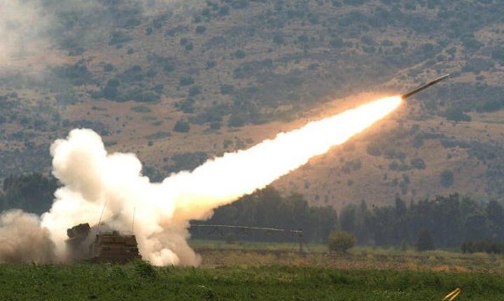 Lebanese Hezbollah launches missile strikes on “Katzrin” settlement
