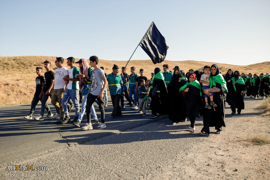 Photos: Pilgrims walk to Imam Reza (a.s.) shrine in last days of Safar