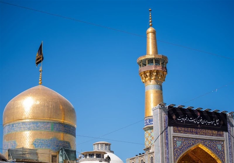 في مناسبة شهادته(ع)..أربعون حديثا عن الإمام الرضا(ع) مصباح الهدى يهتدي بها المؤمنون 