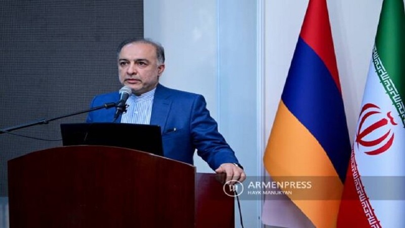 Сафири Эрон дар Арманистон: Рӯйёи Зангзур ҳаргиз таъбир нахоҳад шуд