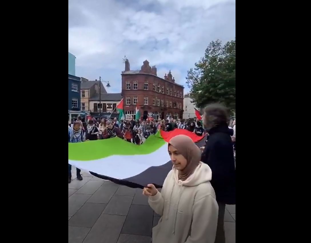 Video: Palestine supporters rallied in Cardiff, Wales, in support of Palestinian people