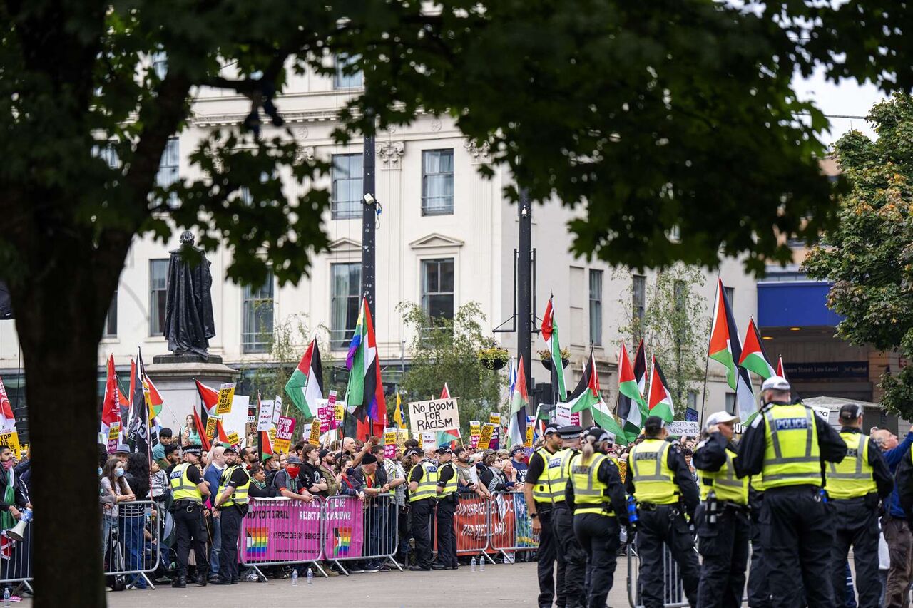 Thousands attend anti-racism demo in Scotland