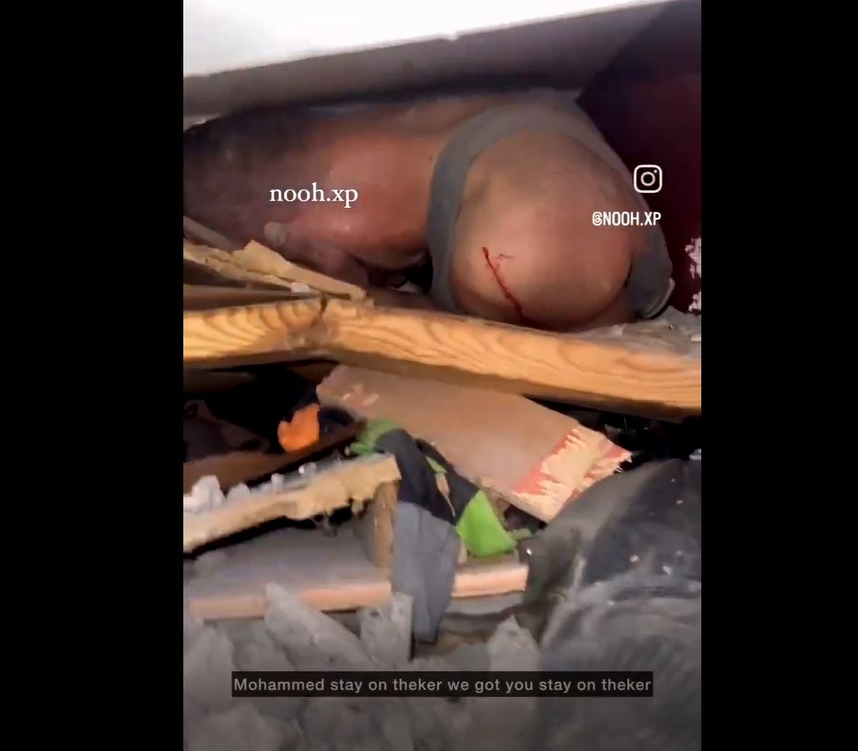 Video: Operation to rescue a Palestinian father and his daughter from beneath of rubble Gaza