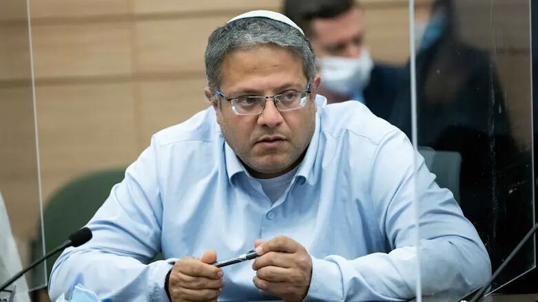 سابق صہیونی وزیر نے نیتن یاہو کو بزدل قرار دے دیا