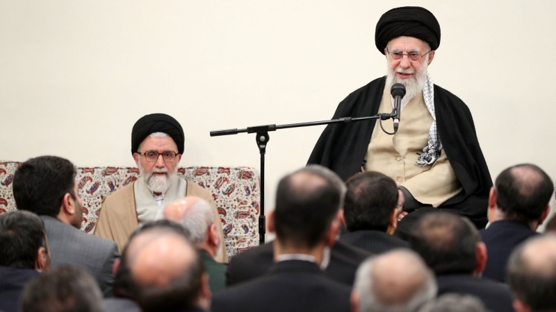 Ministero dell'Intelligence dell'Iran è un organismo davvero rivoluzionario; Imam Khamenei: I cortei anti-sionisti in Occidente sono un esempio della manifestazione della volontà di Dio/ La necessità di purificazione morale per le agenzie di intelligence