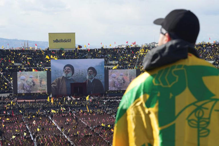 Peyama cenaze: “Hizbullah sax e” Ragihandina merasîma cenazeyê Seyîd Hesen Nasrullah di medyaya Erebî de