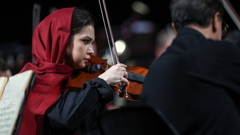 Zusammenarbeit iranischer und russischer Musiker: Iranischer Film in Polen und der Türkei