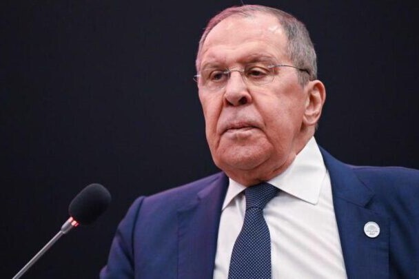 Lavrov: il piano di Trump per lo sfollamento di Gaza è una “bomba a orologeria” per la regione