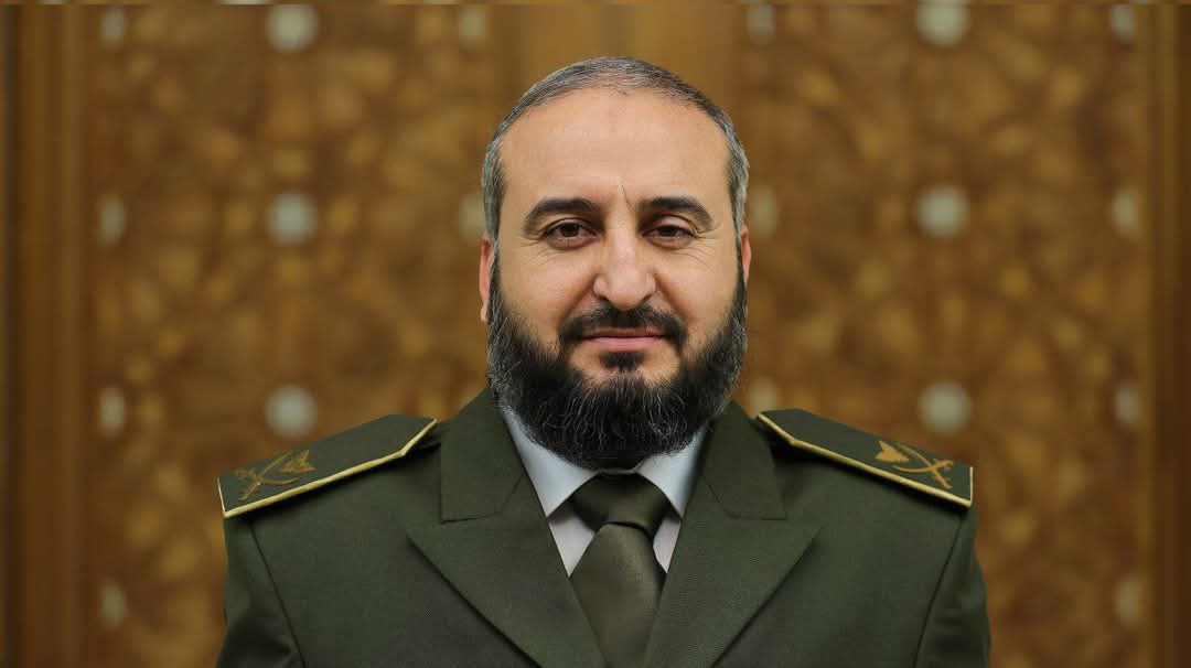 Conozca al nuevo Ministro de Defensa sirio: Marhaf Abu Qasra