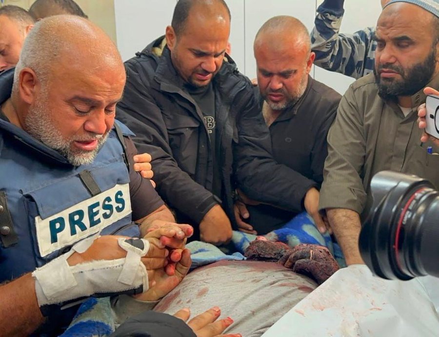 Hamas calls for holding Israel accountable for its crimes against Palestinian journalists