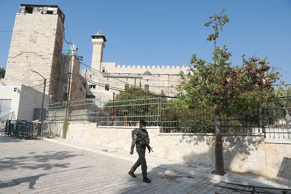  Ibrahimi Mosque director assaulted, denied medical aid by occupation forces